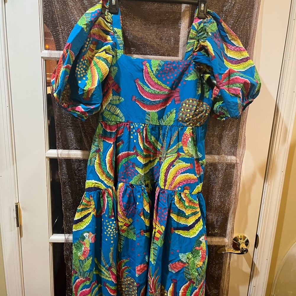 FARM rio  dress size large bright colors. Puff sleeves, EXCELLENT condition